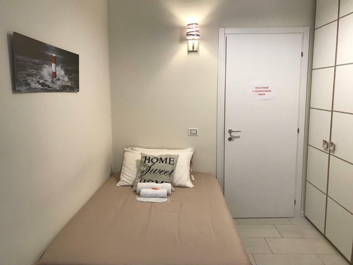 B & B Baffo Settimo Milanese Buitenkant foto